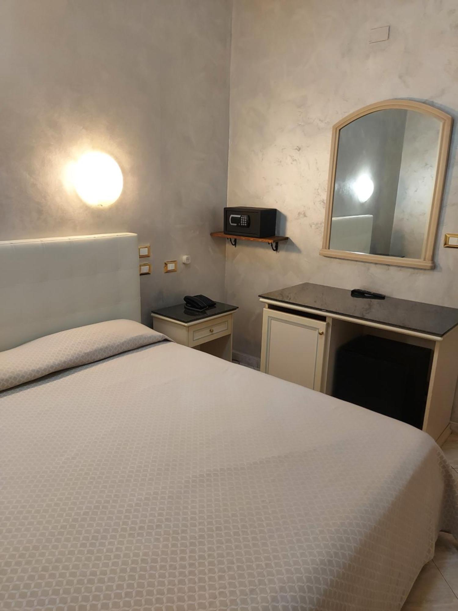 Hotel Antico Distretto Turin Luaran gambar