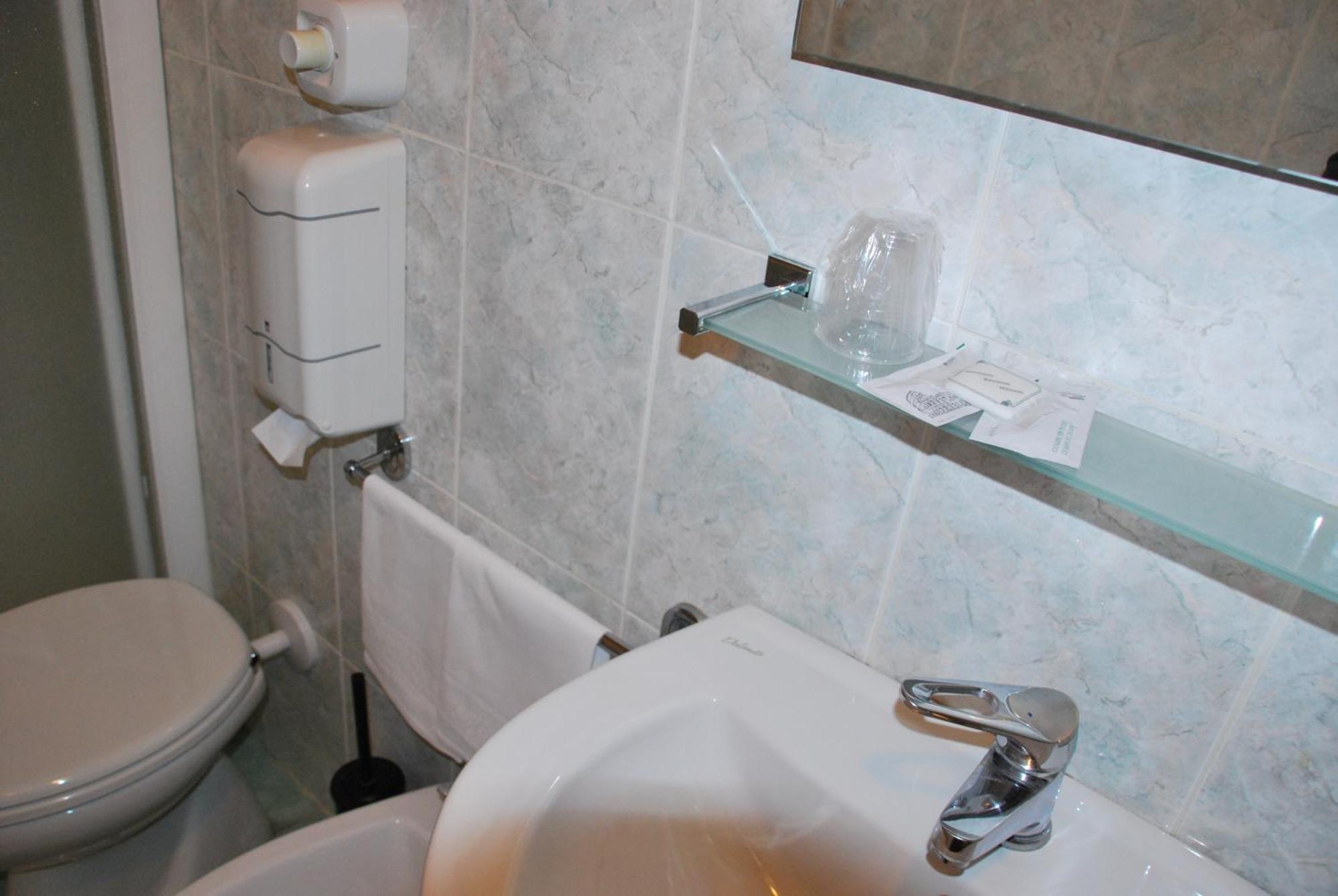 Hotel Antico Distretto Turin Bilik gambar