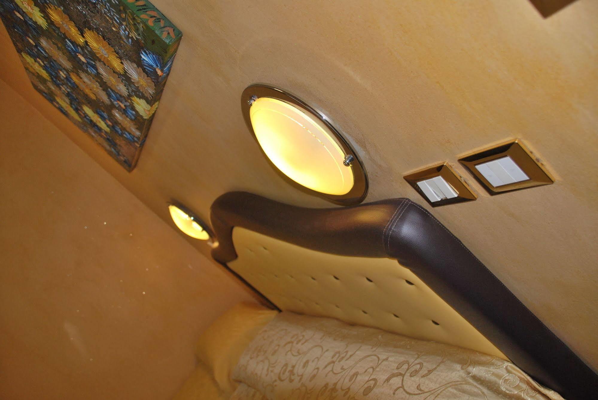 Hotel Antico Distretto Turin Luaran gambar